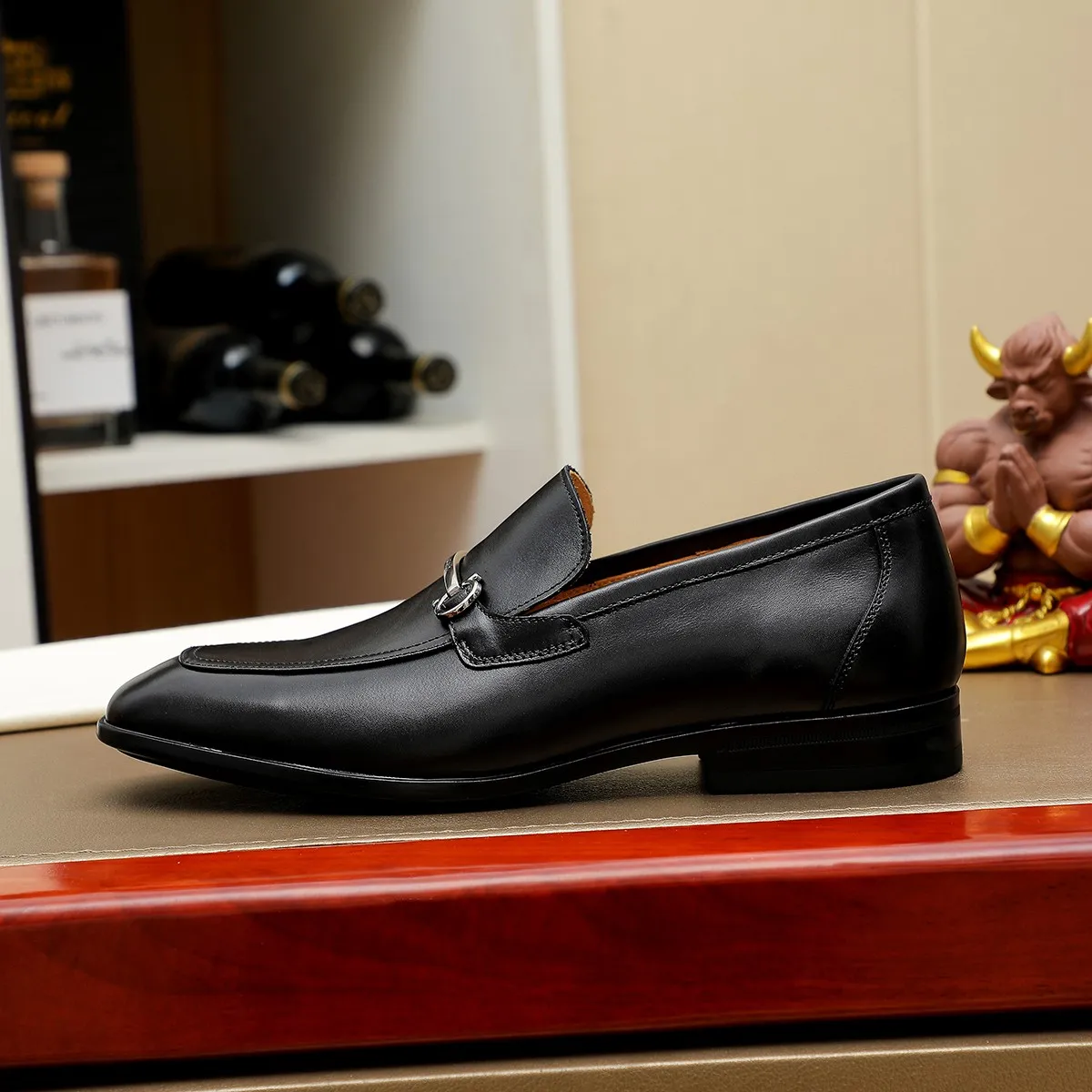 Men's Men's Shoes 260 Ferragamo [Ferragamo] top imported suit men's shoes 💯Original copy of the official website, product materials: selected imported embossed calfskin + luxury hardware buckle accessories ~ imported water-dyed cow 🐂 leather lining. Strong three-dimensional visual effect, original combination outsole, multiple colors available😘 Size: 38-45